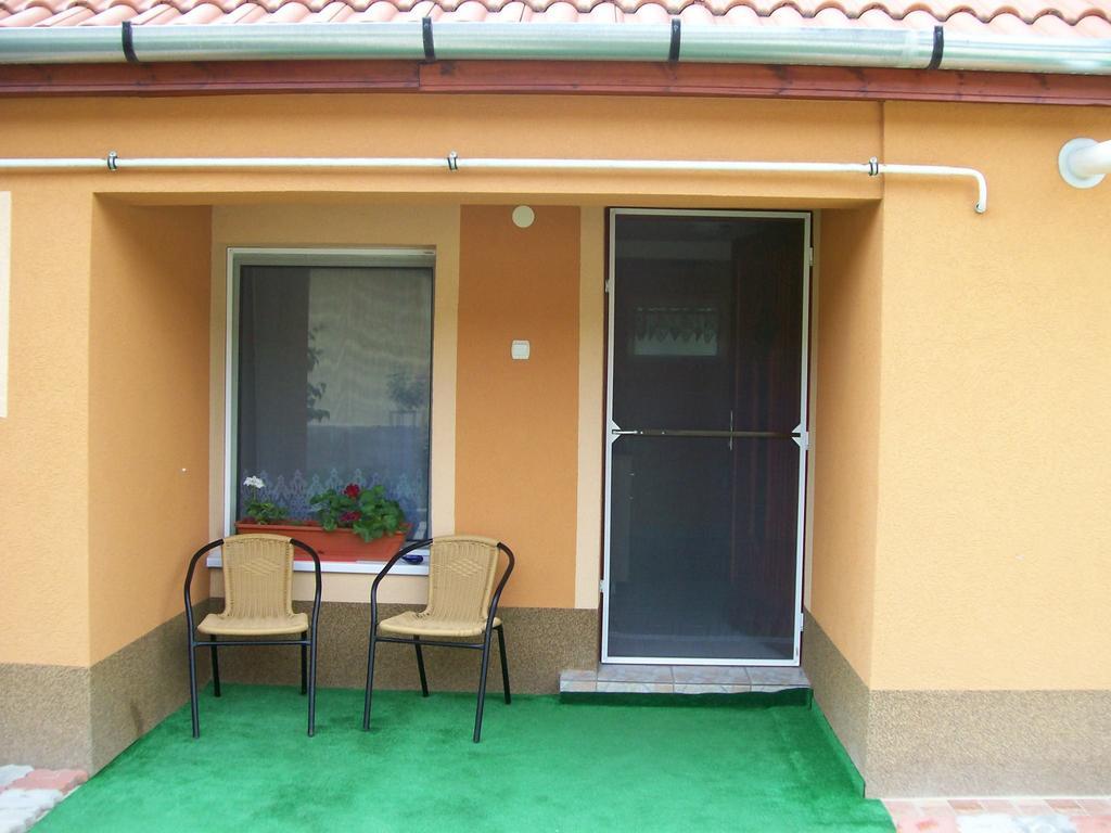 Levendulas Haz Hajduszoboszlo Exterior photo